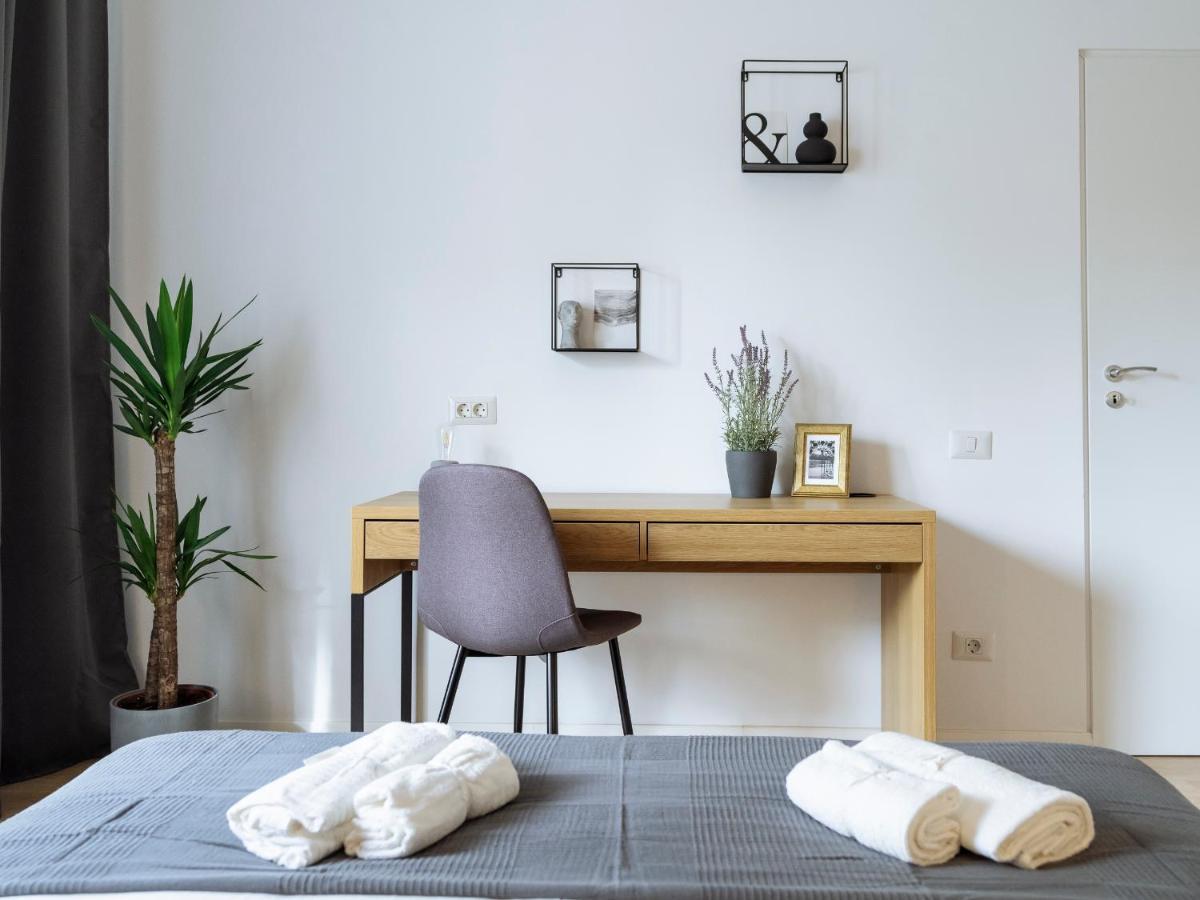 Bright 3Br Flat - Top Location - Green View Balcony Букурещ Екстериор снимка